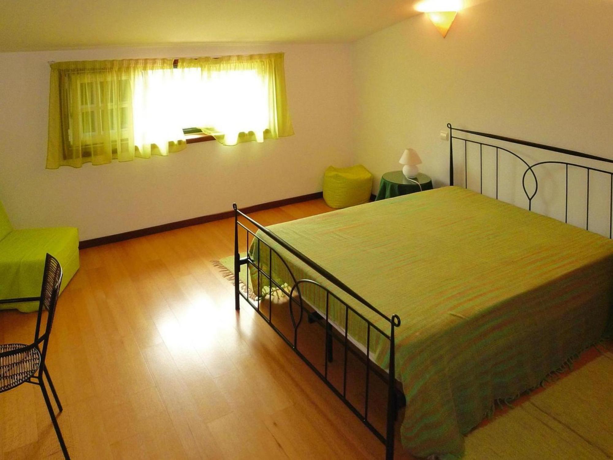 holiday home, Luzim Esterno foto
