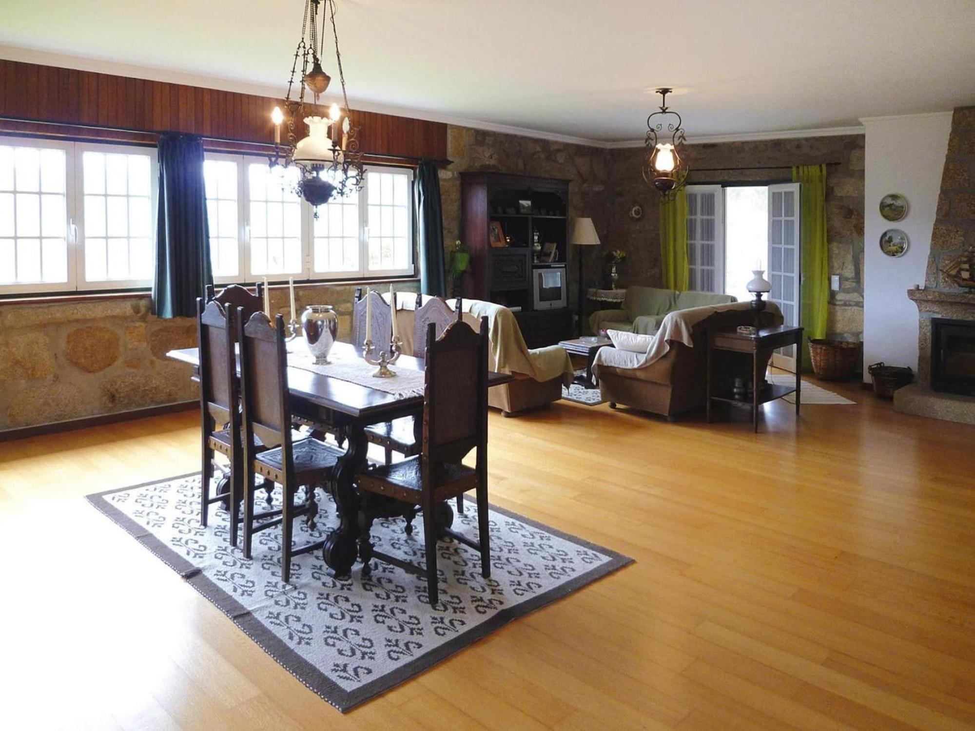holiday home, Luzim Esterno foto