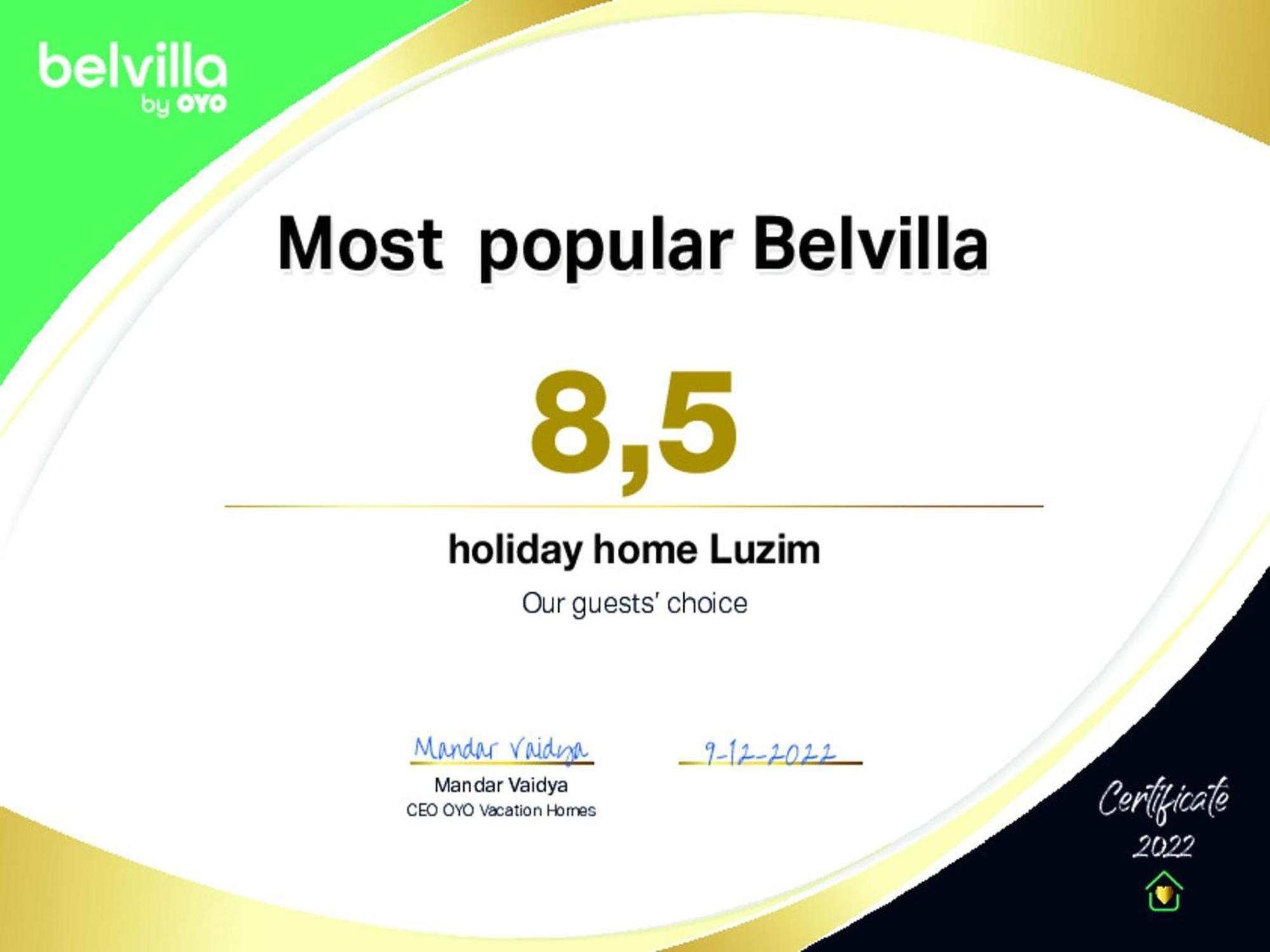 holiday home, Luzim Esterno foto
